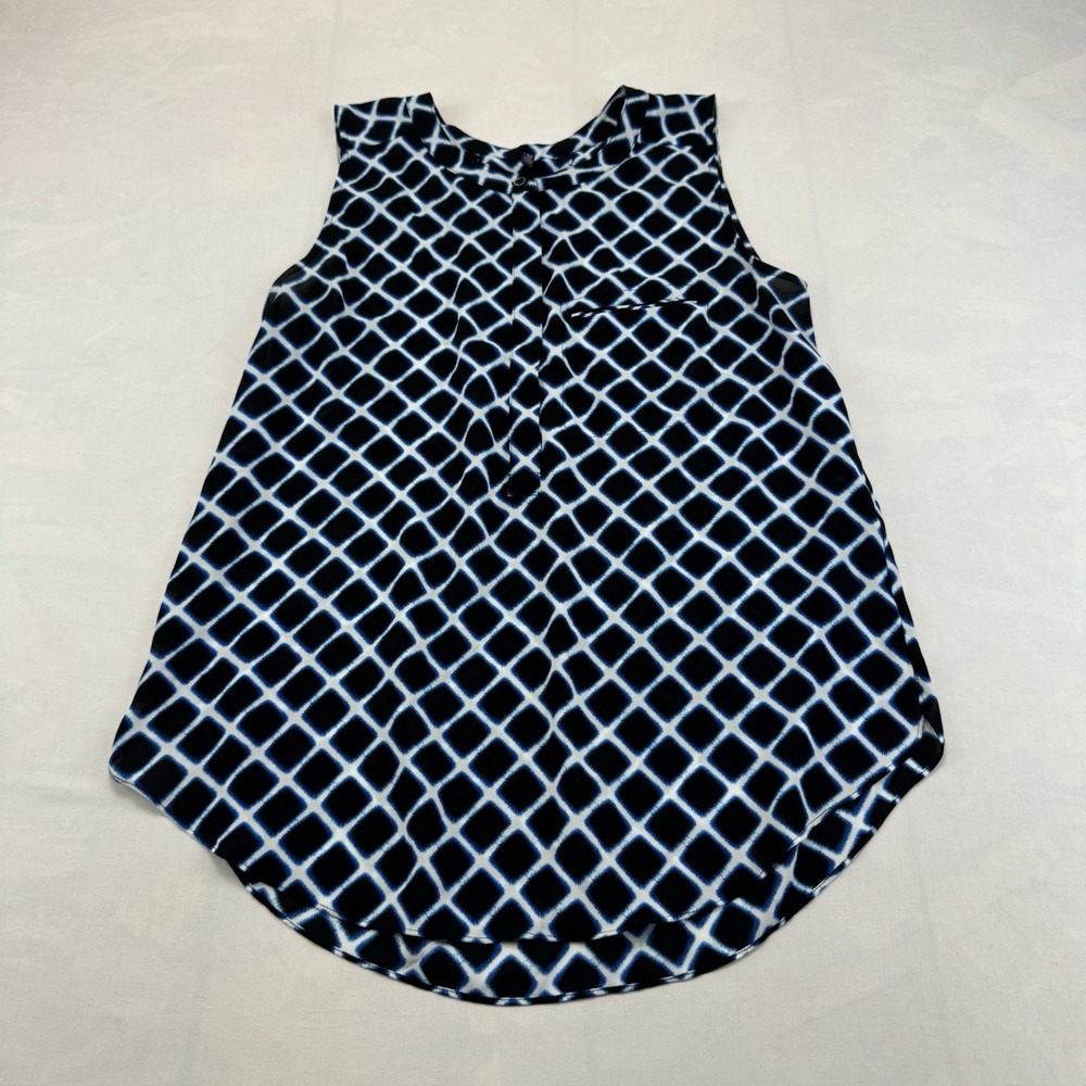 NYDJ Sleeveless Blouse M Black White Blue Geometric Print High Low Hem Pocket